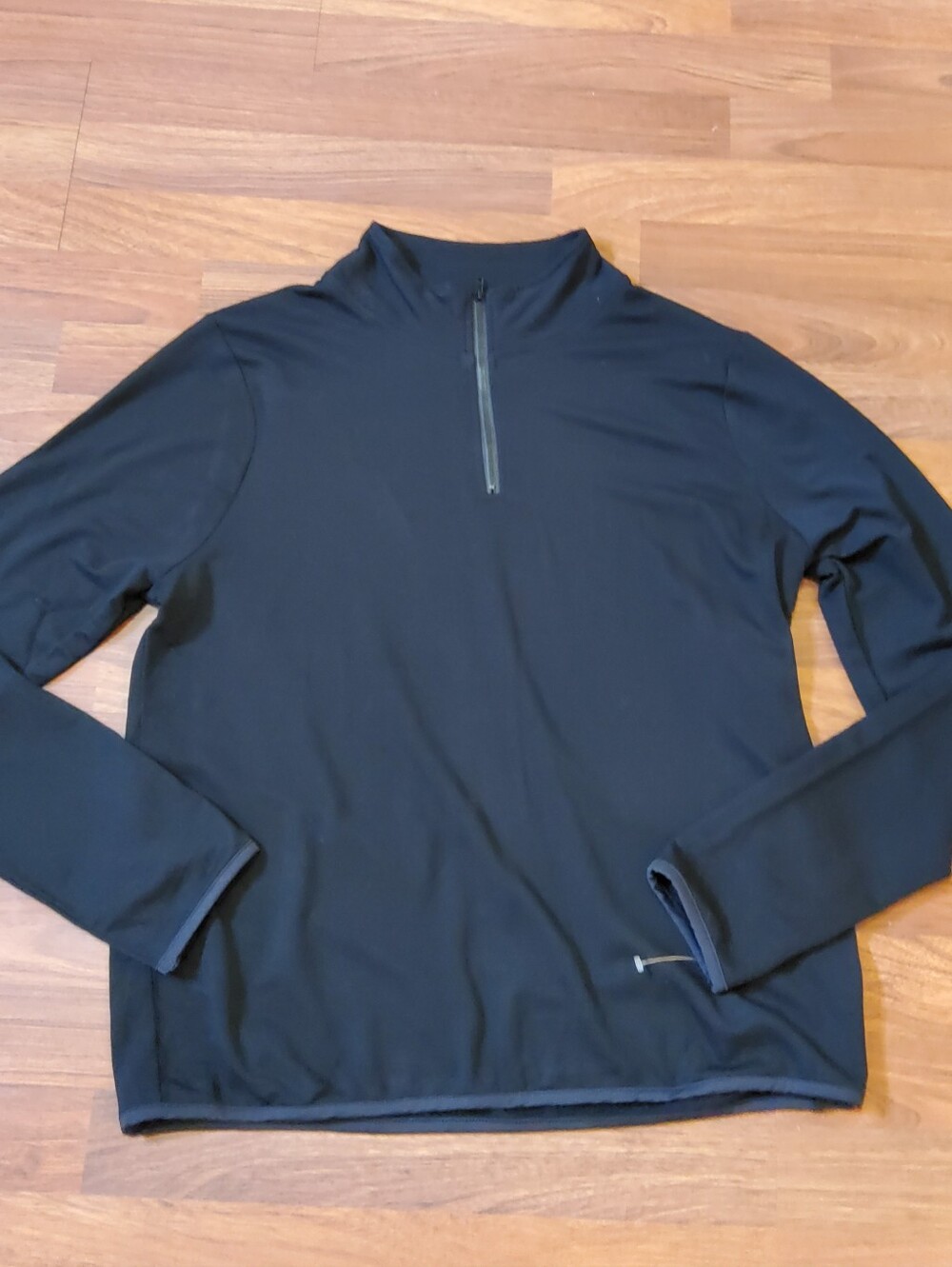NWOT Threads 4 Thought 1/4 Zip L